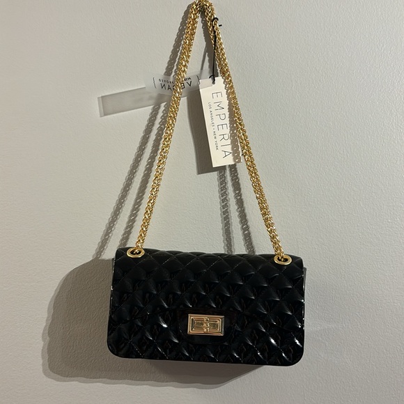 It’s new, Really unique and cute - Picture 4 of 5